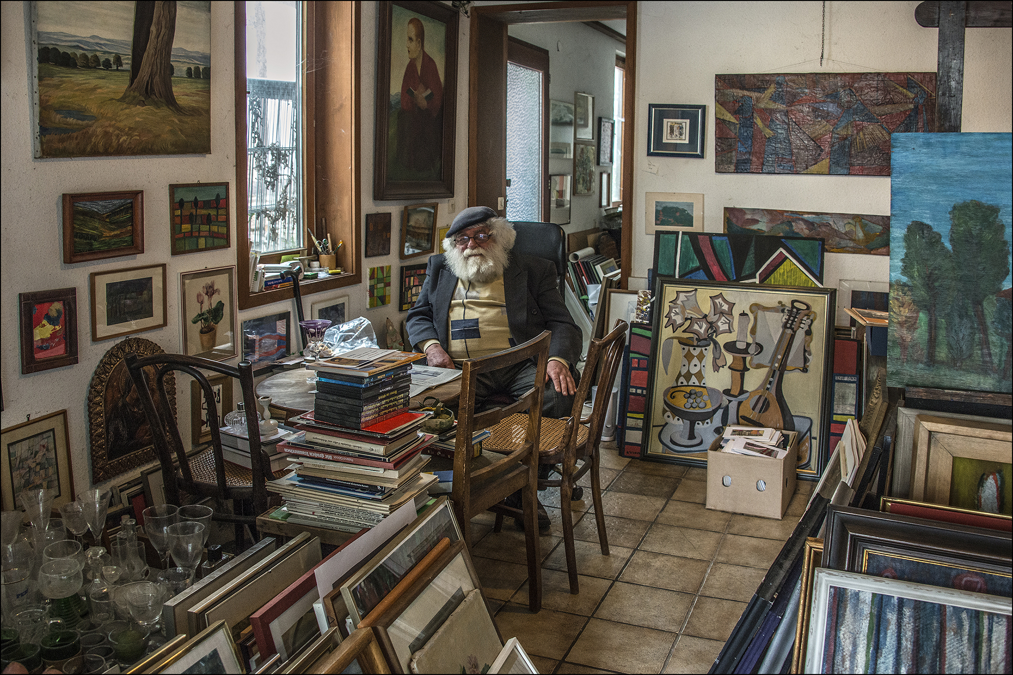 Profession painter Rob Ten Tusscher